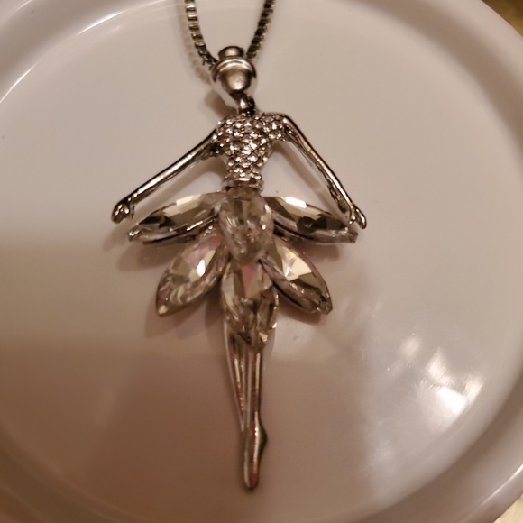 NWT Betsey Johnson Ballerina Necklace - Picture 3 of 3